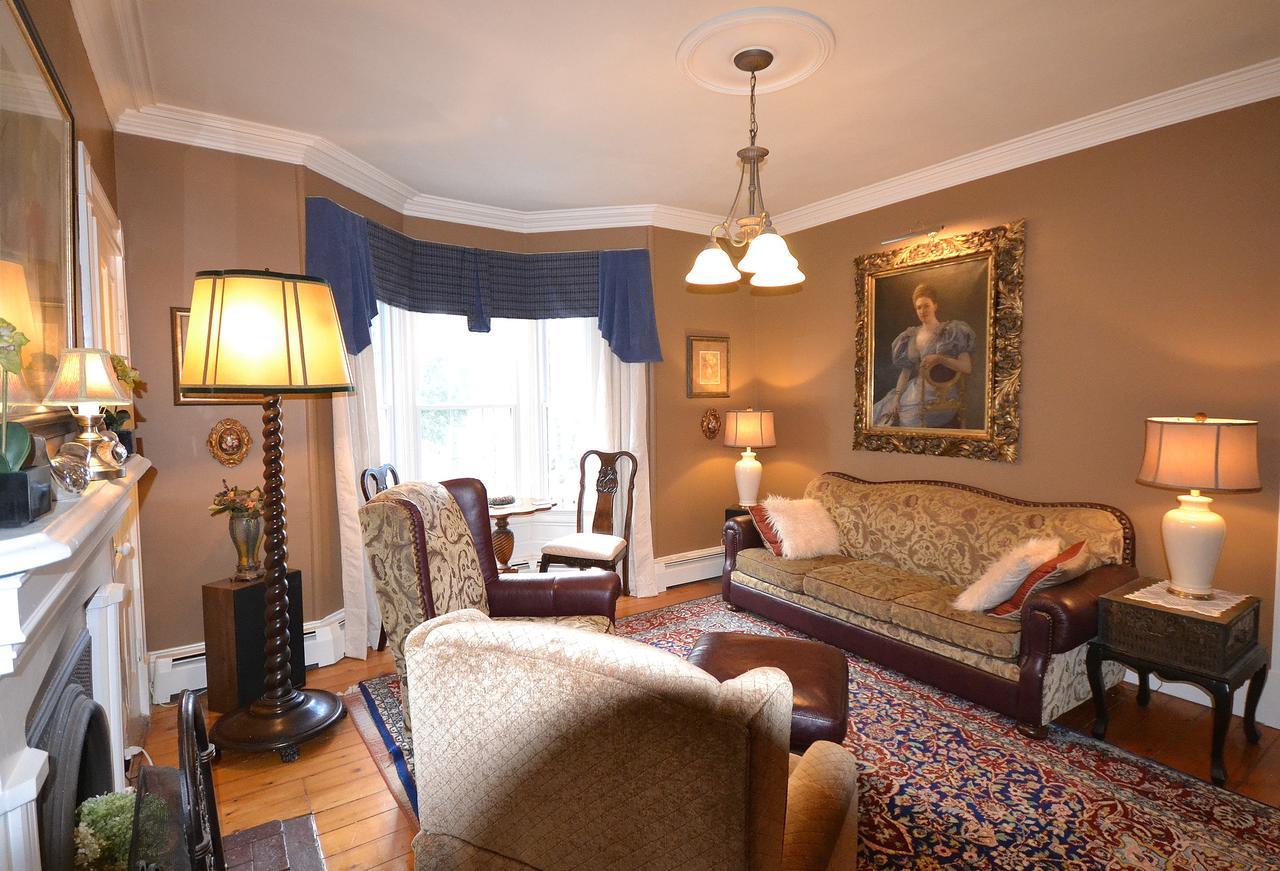 Briarwood Bed & Breakfast Elmsdale Bagian luar foto