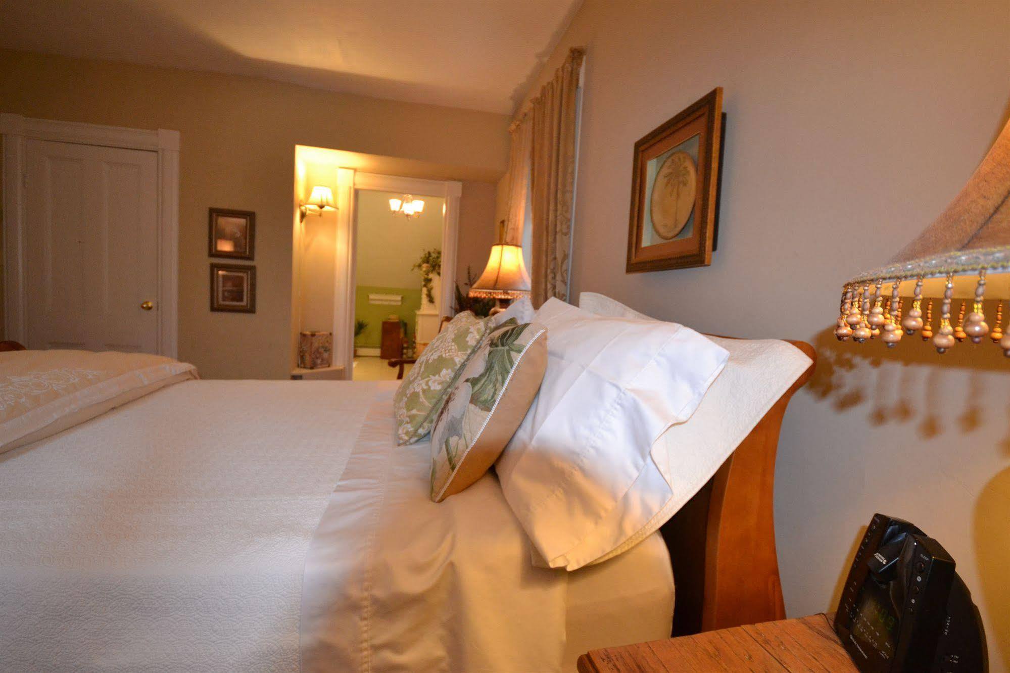 Briarwood Bed & Breakfast Elmsdale Bagian luar foto